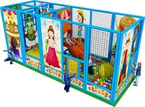 Pohádková dětská zóna se skluzavkou a kuličkovým bazénem