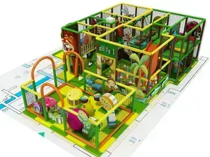 Dětské hřiště s trampolínou a zónou pro menší děti