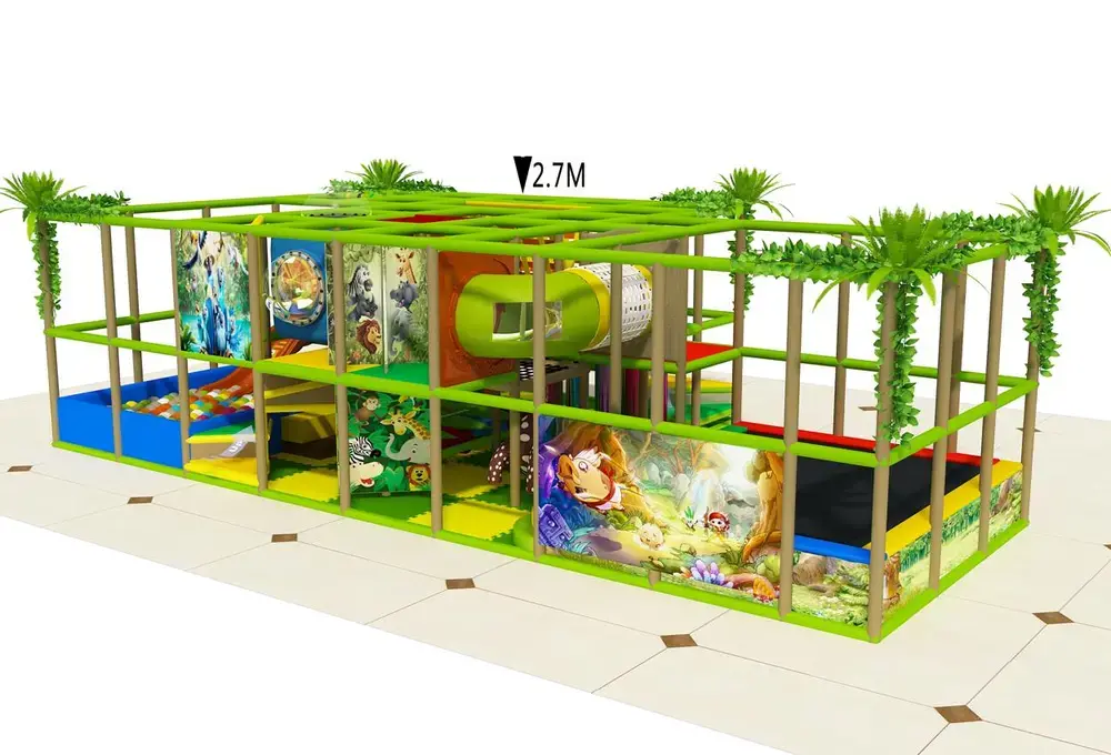 Vnitřní dětské hřiště v jungle designu s trampolínou pro komerční prostory