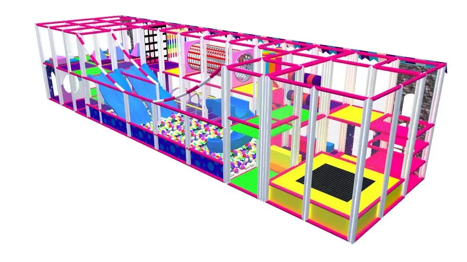 Barevný indoor playground se skluzavkami, tobogánem a míčkovou zónou